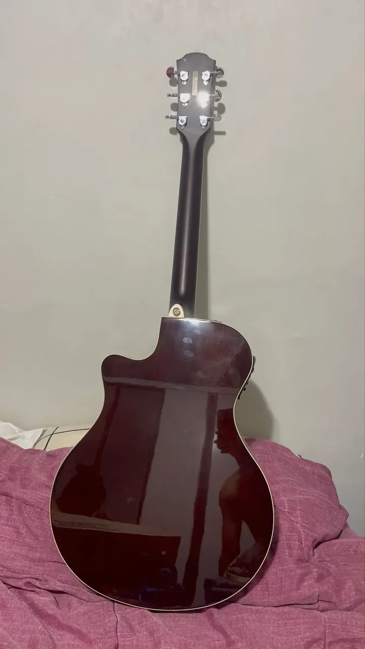 Violão Yamaha APX 600