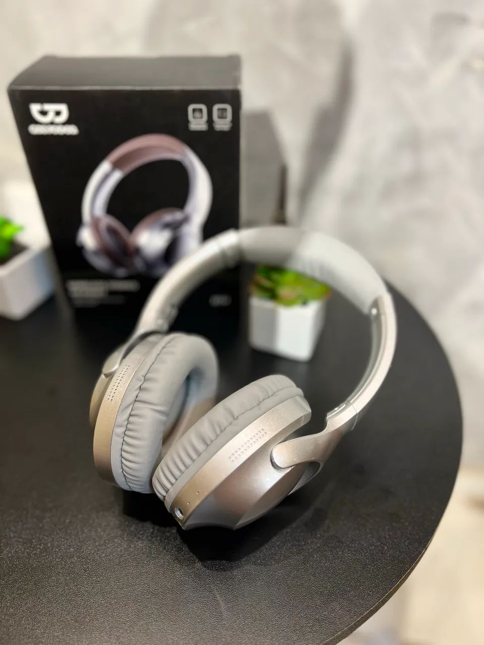 Headphone Bluetooth 5.2 dobrável com qualidade de som Hi-Fi - Foto 3