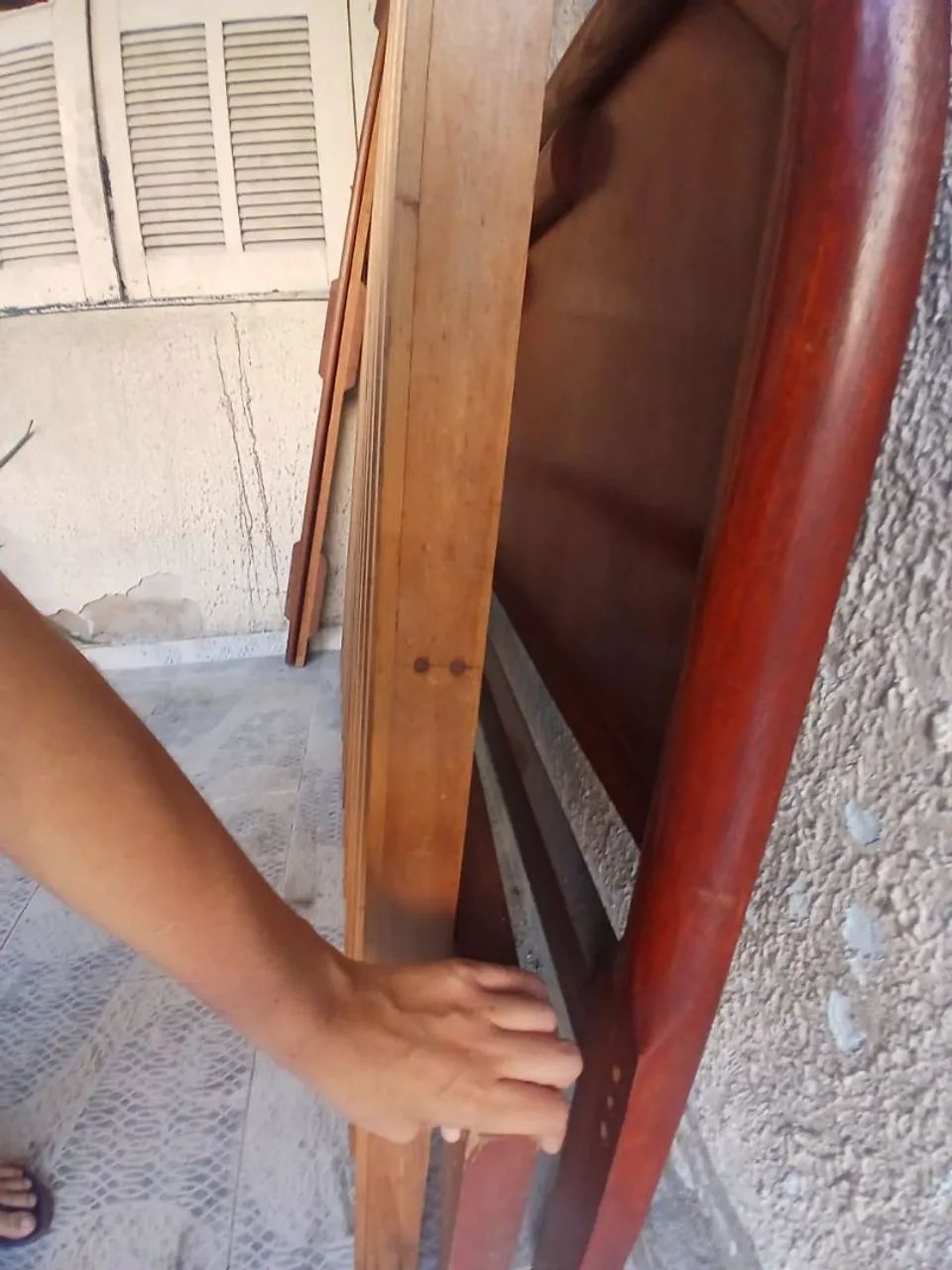 Cama de casal com colchão de madeira - Foto 2