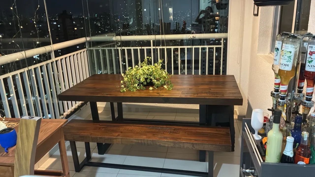  Mesa grande (1,90m) + bancos Tok&Stok - Foto 4
