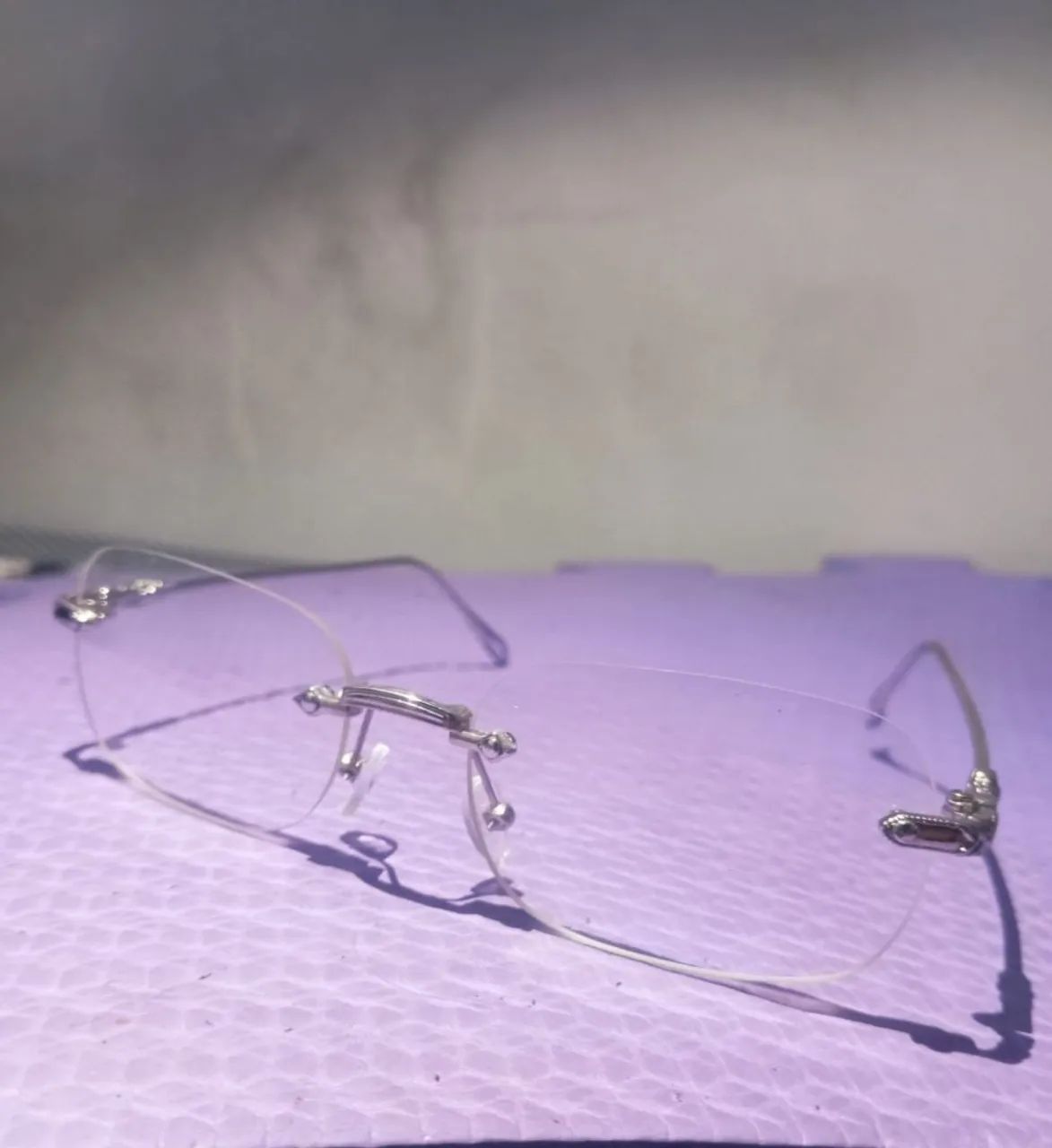 Óculos Lente Transparente com armação de prata - Foto 3