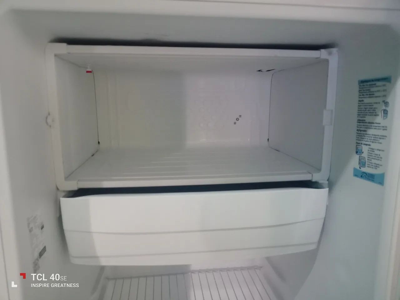 GELADEIRA 240 LITROS 