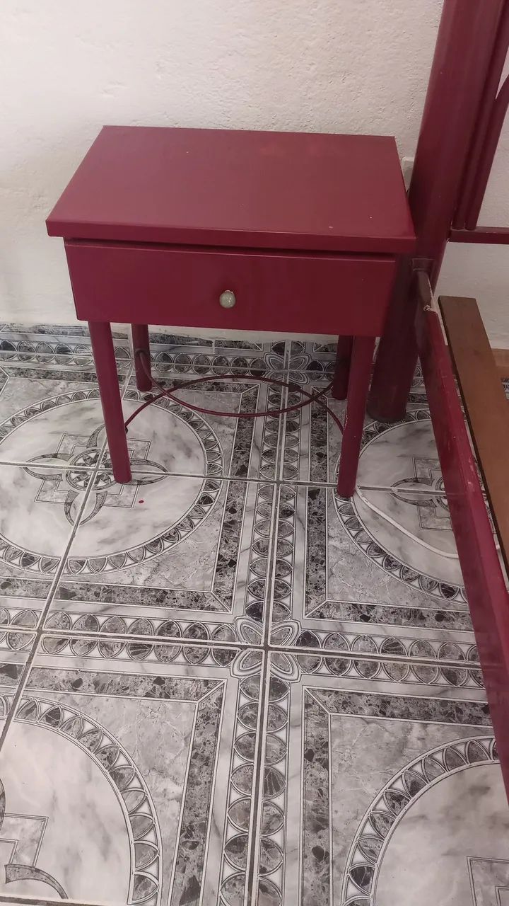 Mesa de cabeceira vinho - Foto 3