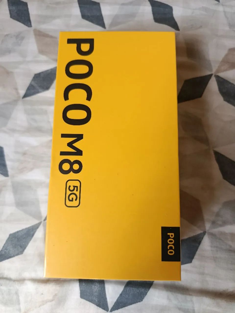 Poço M8 256 GB 5G