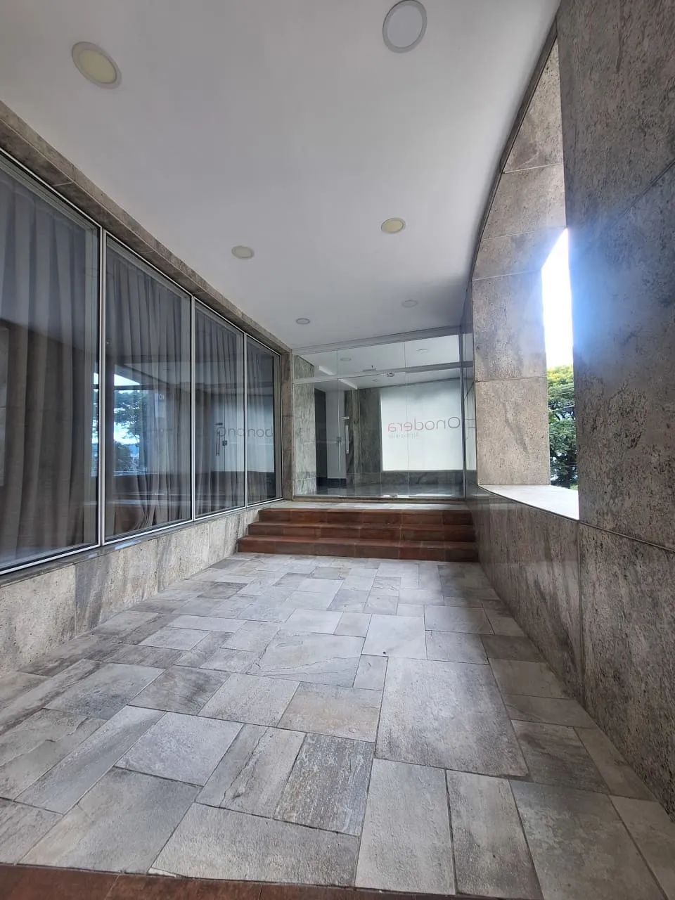 Loja na Alameda Rio Negro, 1030 - Loja 08  134 m² - Foto 2