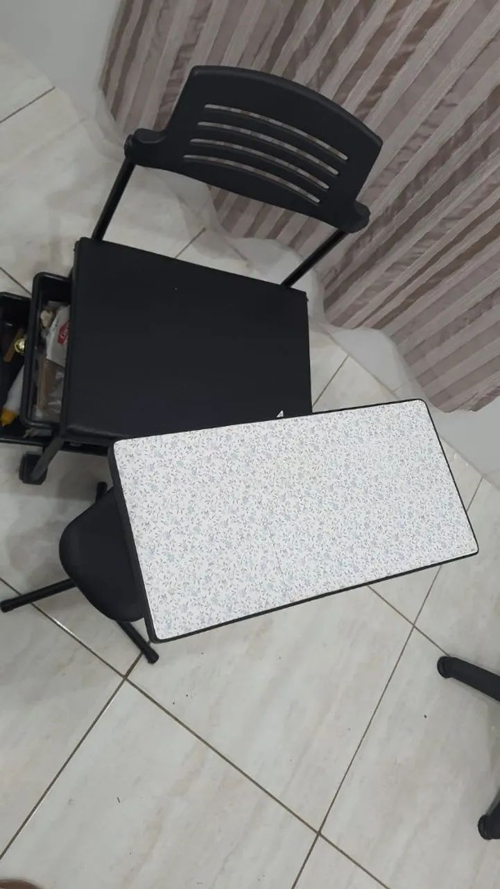 Cadeira de manicure com tripé  - Foto 2