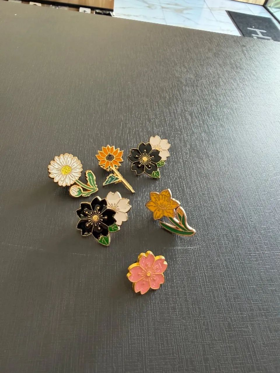PINS DECORATIVOS - Foto 5