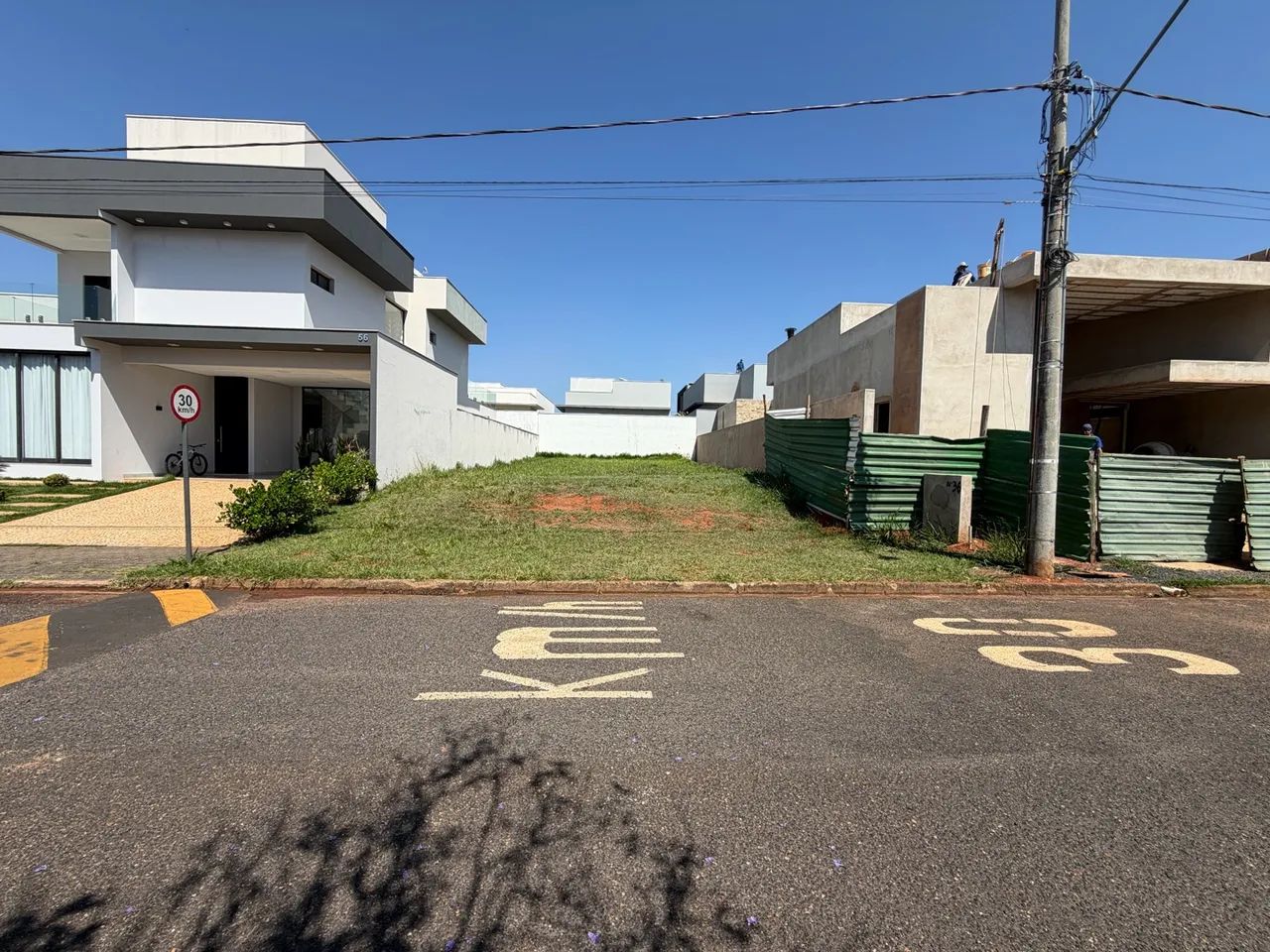 VENDO TERRENO CONDOMÍNIO SPLÊNDIDO  - Foto 2