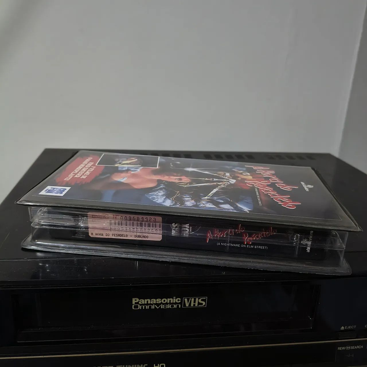Vhs A hora do Pesadelo - Dublado (Leia o anúncio) - DVD, Blu-Ray e