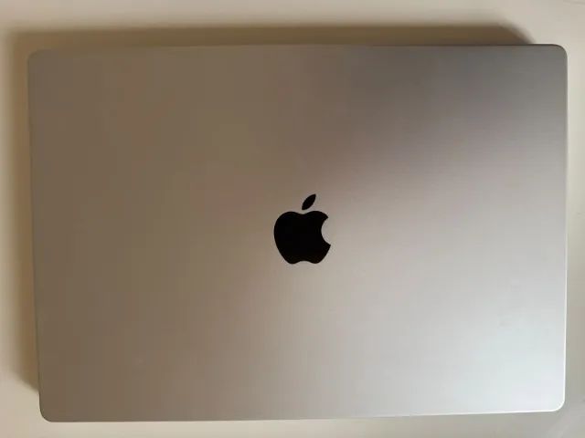 MACKBOOK PRO APPLE TELA 16