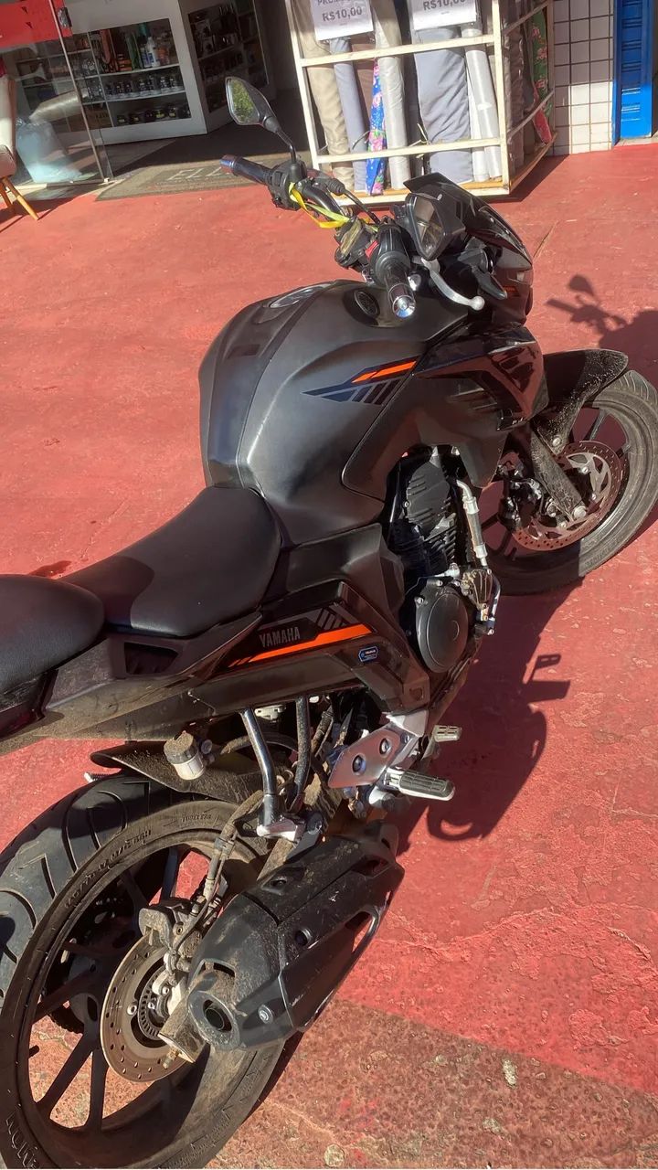 FZ25 2025 ABS