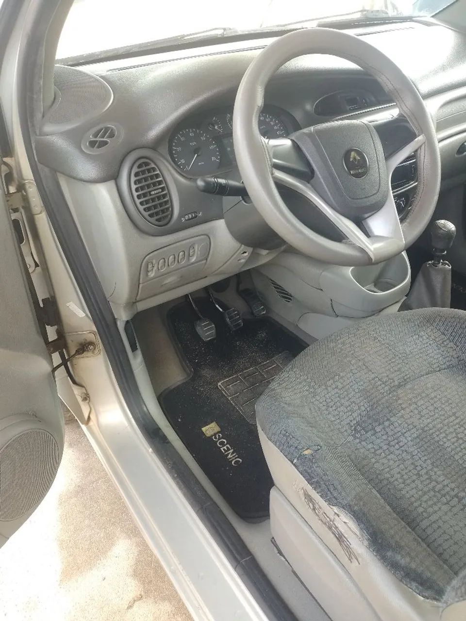 Renault Scenic Alize/ Expression 1.6 16V Mec. 2004 - Foto 5