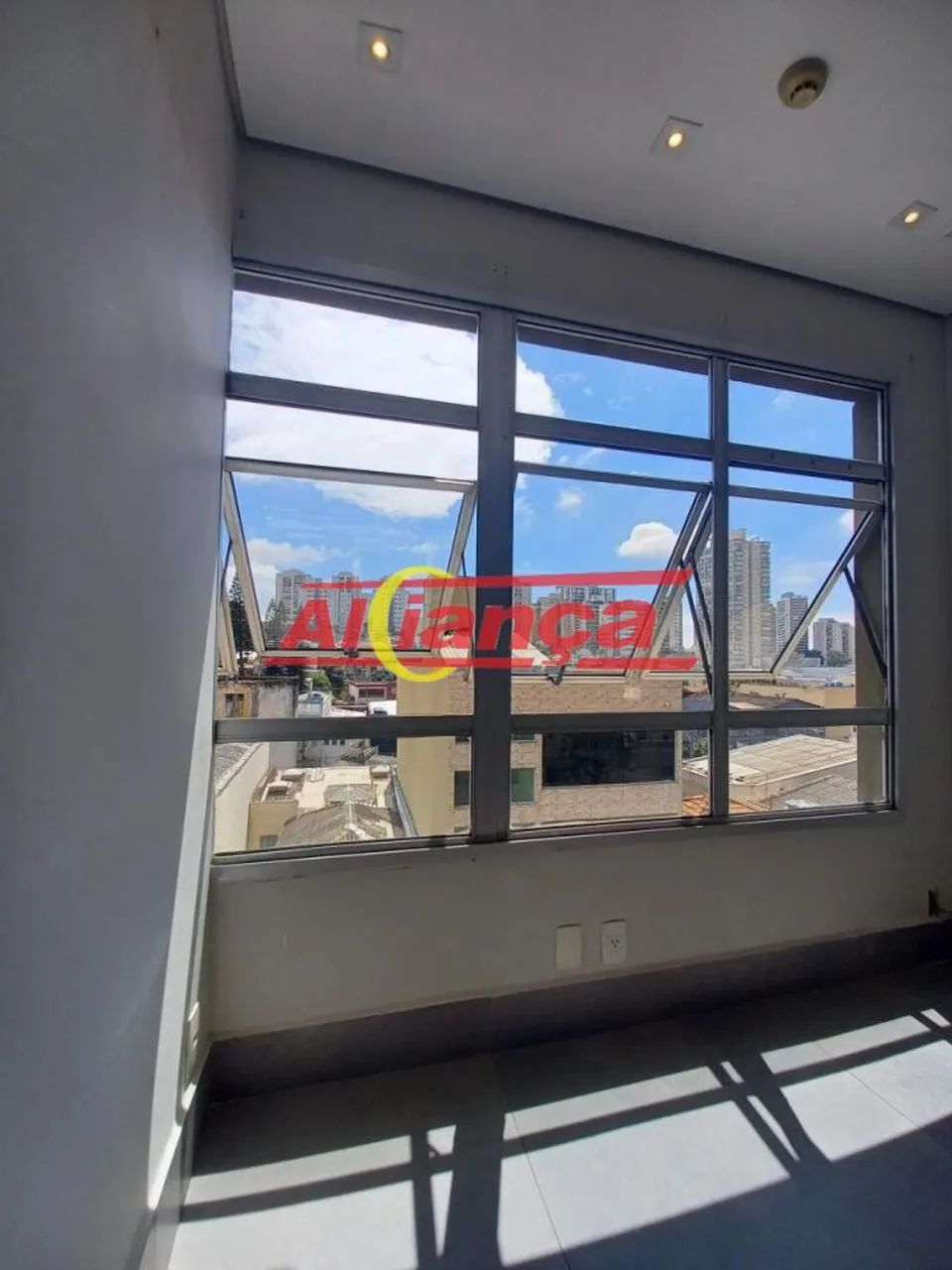 Sala Comercial à Venda - 35m² no Centro de Guarulhos | Edifício Center II - Foto 3