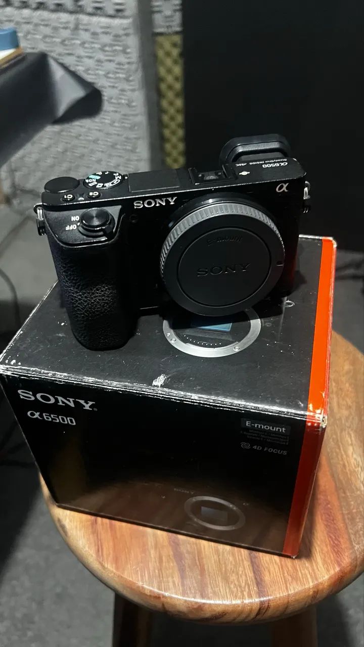 Câmera Sony A6500 com grip e duas baterias  - Foto 2