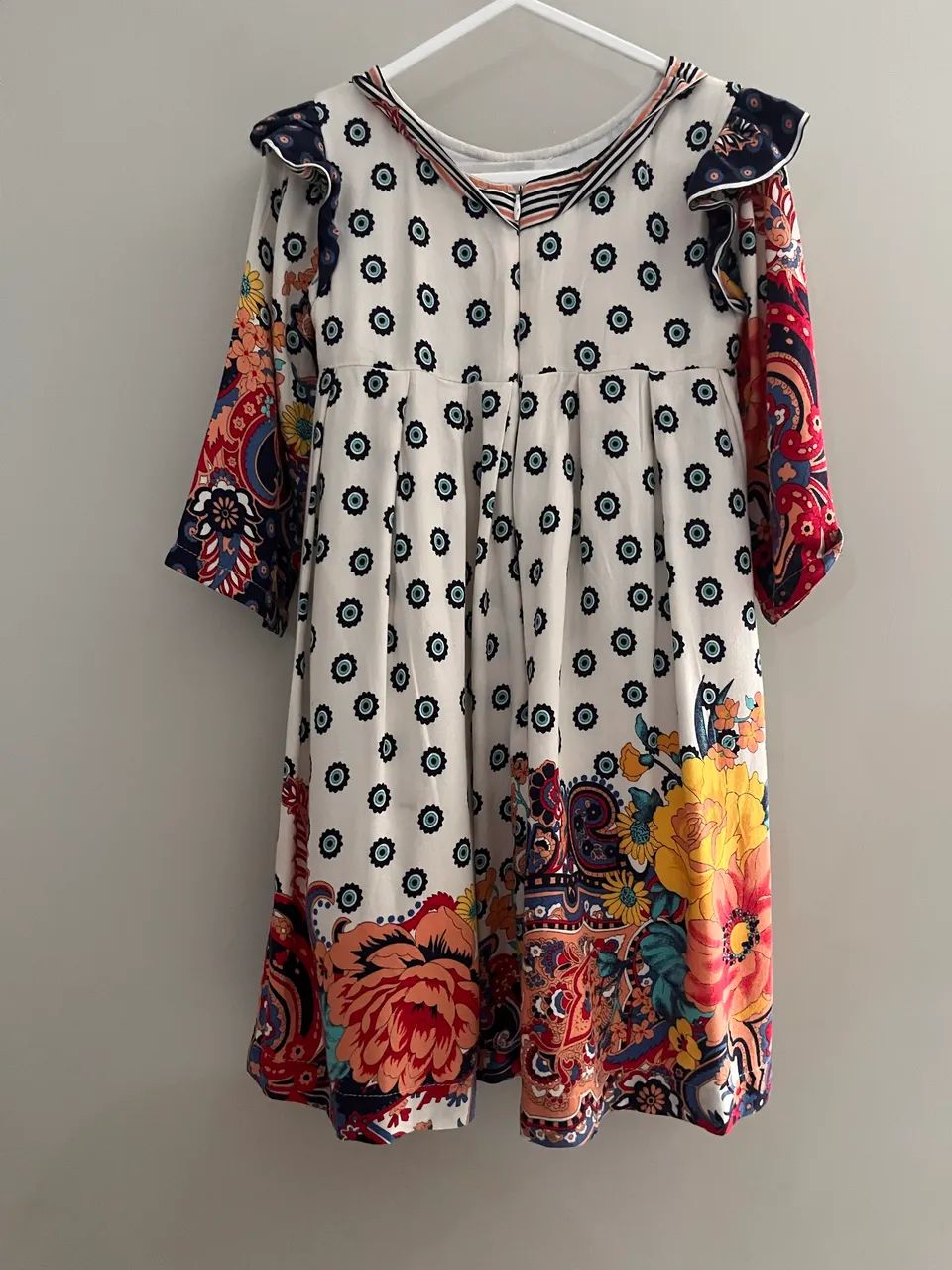 Lote Vestido coisas de Maria e saias TAM 4 - Foto 2