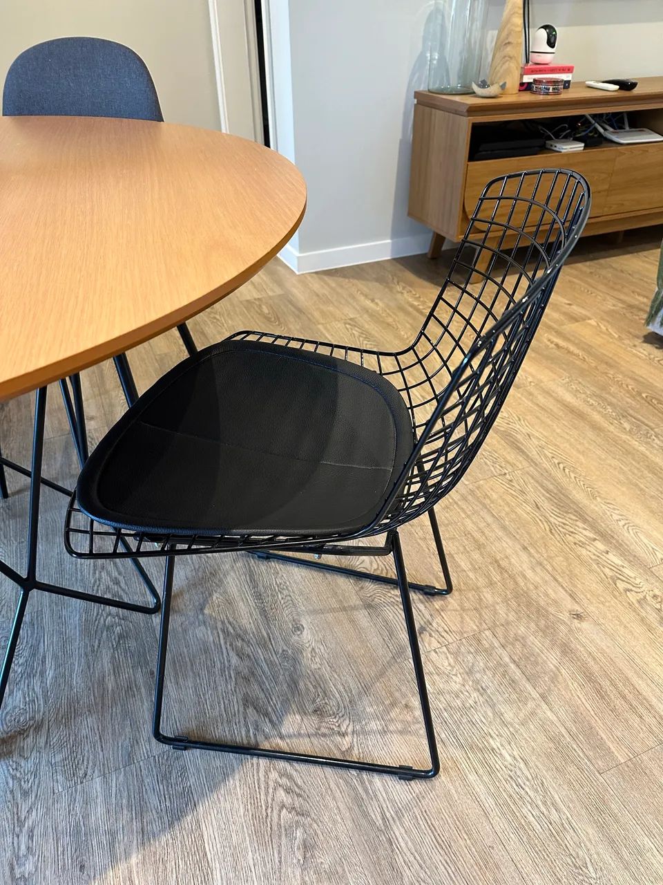 Conjunto mesa e cadeiras de jantar - TokStok - Foto 3
