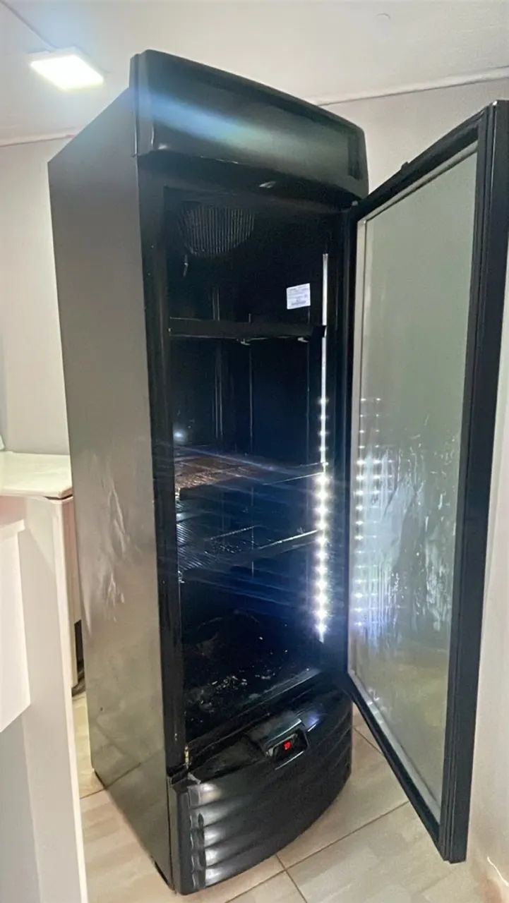 Vendo freezer vertical grande  - Foto 2