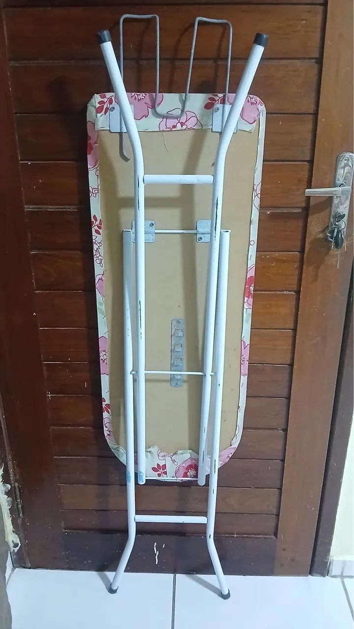Tábua de passar roupa 