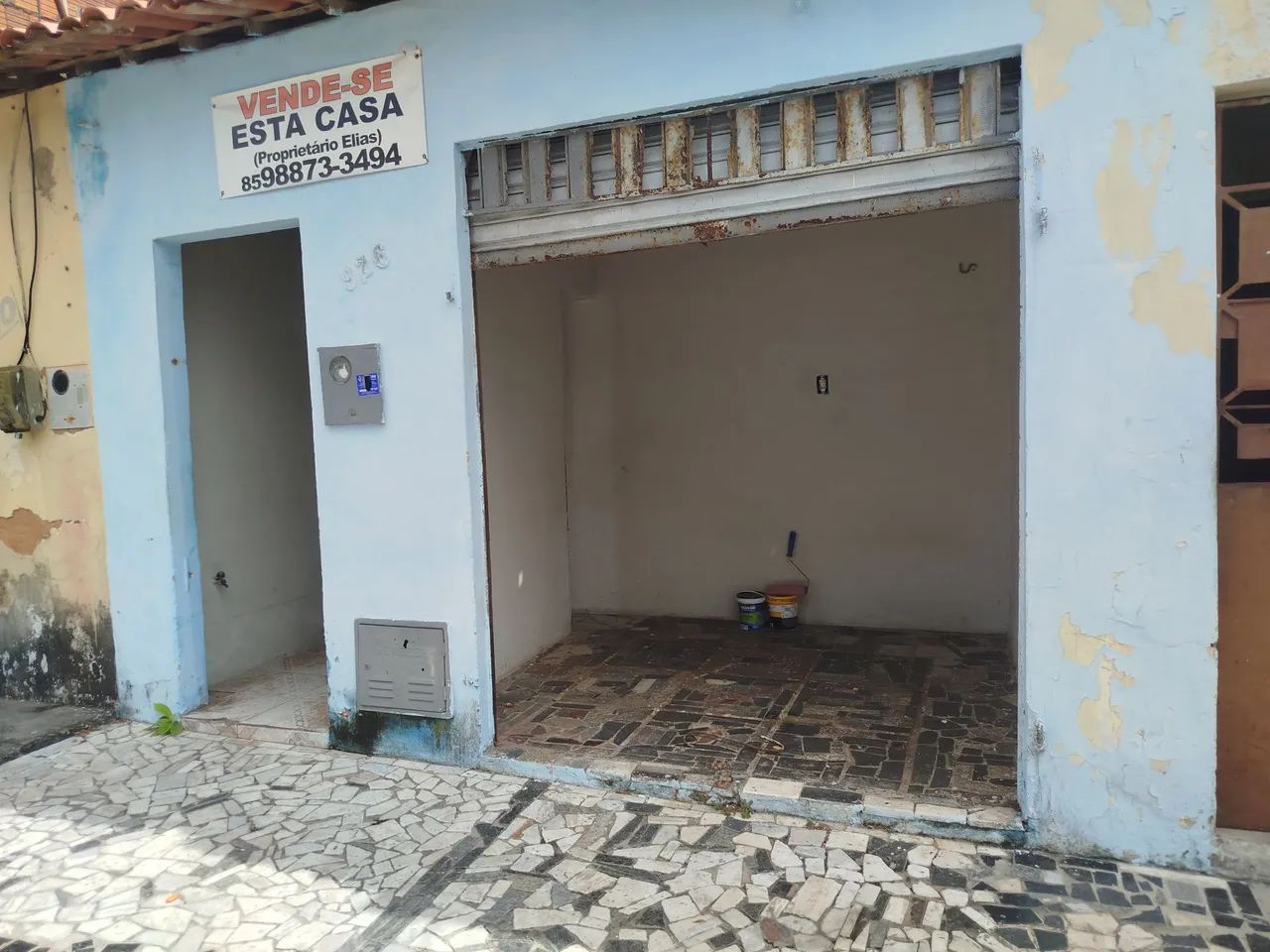Casa pra vender no Henrique Jorge.
