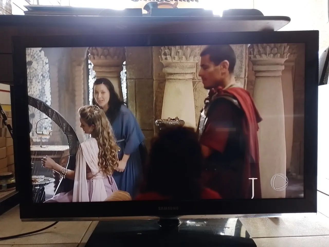 Vende-se tv digital samsung 40 polegadas em perfeito estado 