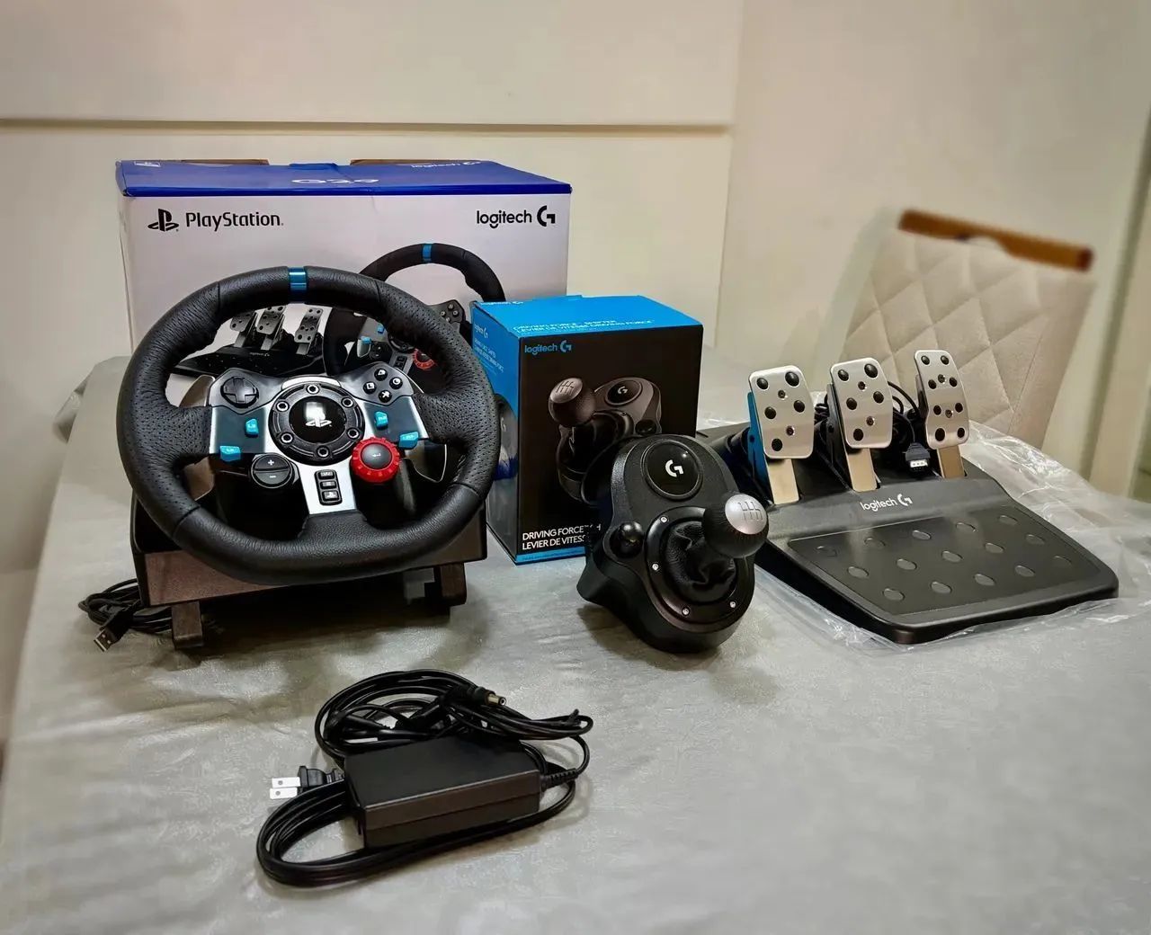 KIT Volante G29 + câmbio Logitech - ORIGINAL E COMPLETO - Foto 3