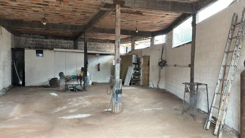 OPORTUNIDADE - ESPAÇO COMERCIAL / INDUSTRIAL - 148 m² -  em Goiabeiras