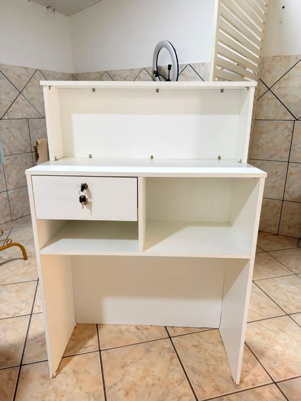 Vende-se balcão de recepção para salão  - Foto 4