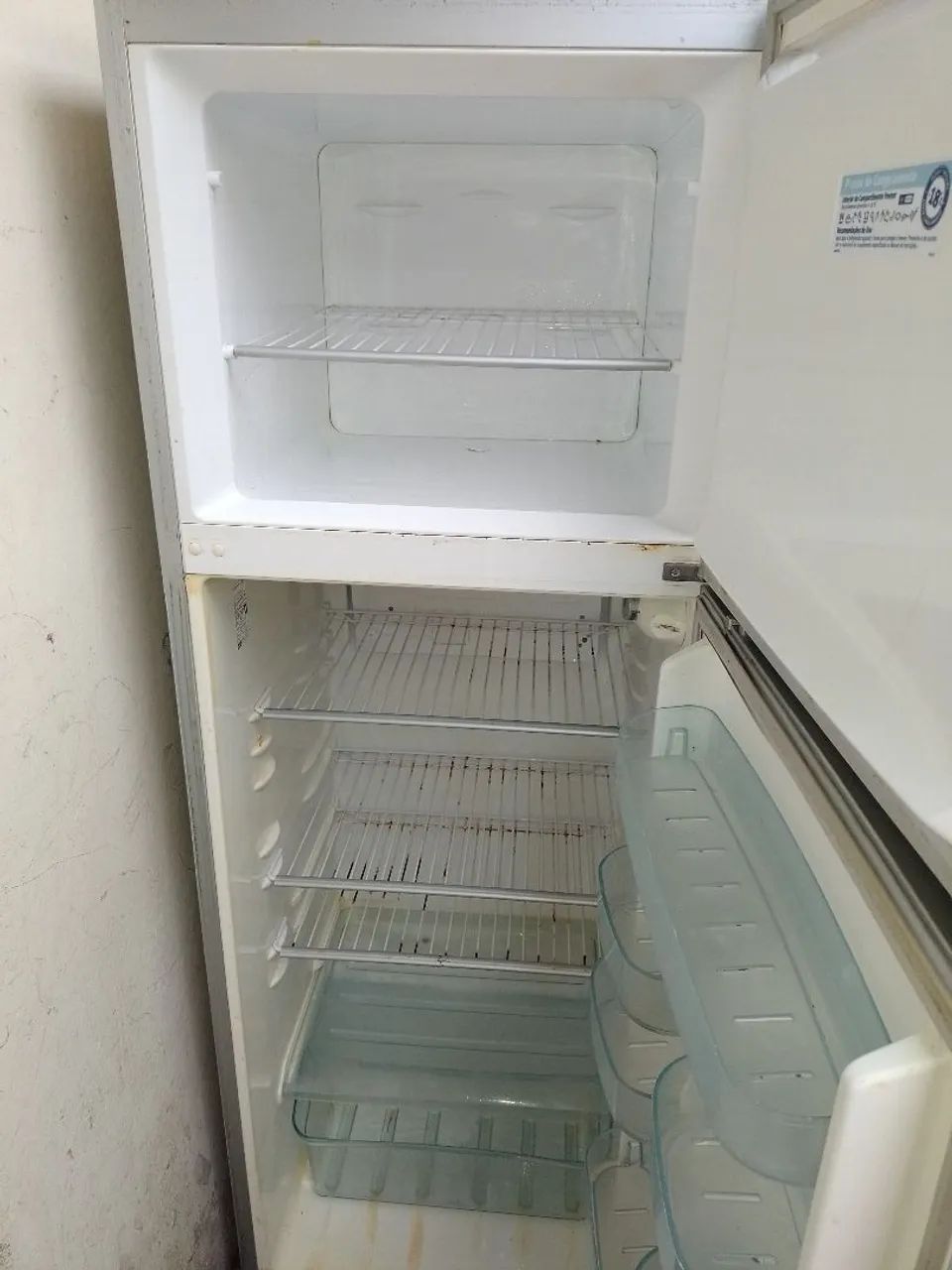 Geladeira usada mas em ótimo estado  - Foto 3