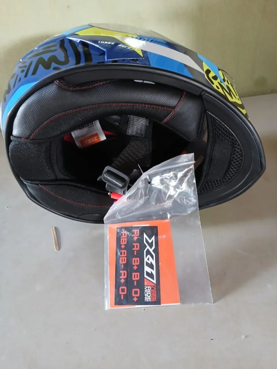 Vendo Capacete Revo X11  - Foto 3