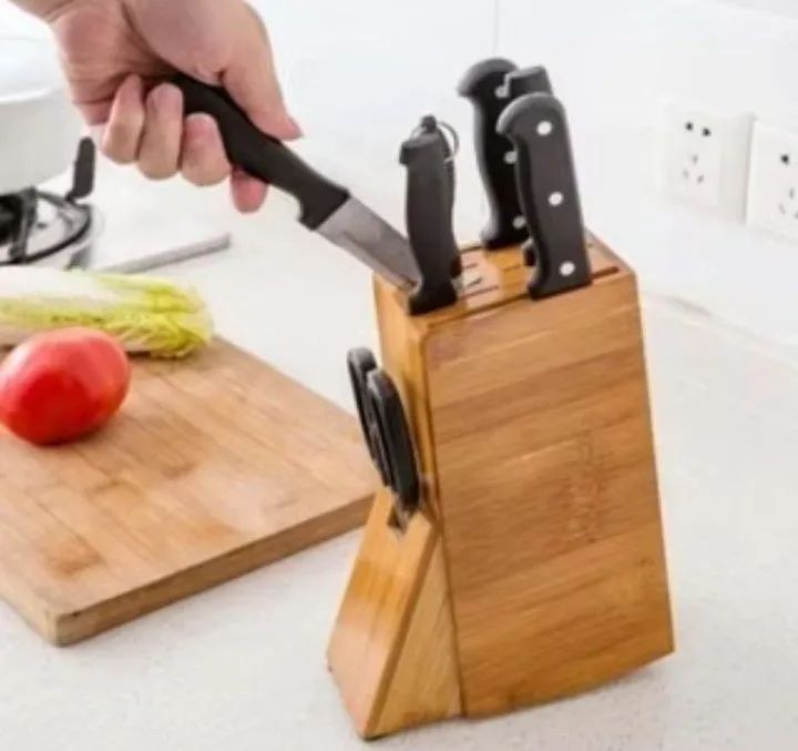 Suporte para facas de mesa