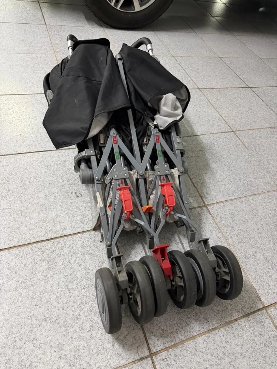 Carrindo de Bebê para gêmeos - Foto 5