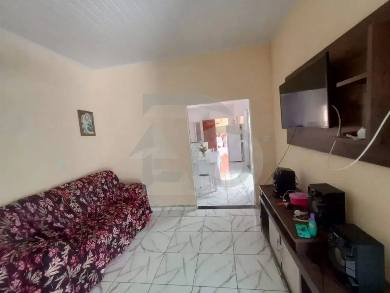 Casa Espaçosa no Bairro Soledade com 3 Quartos, Suíte e Quintal - Foto 3