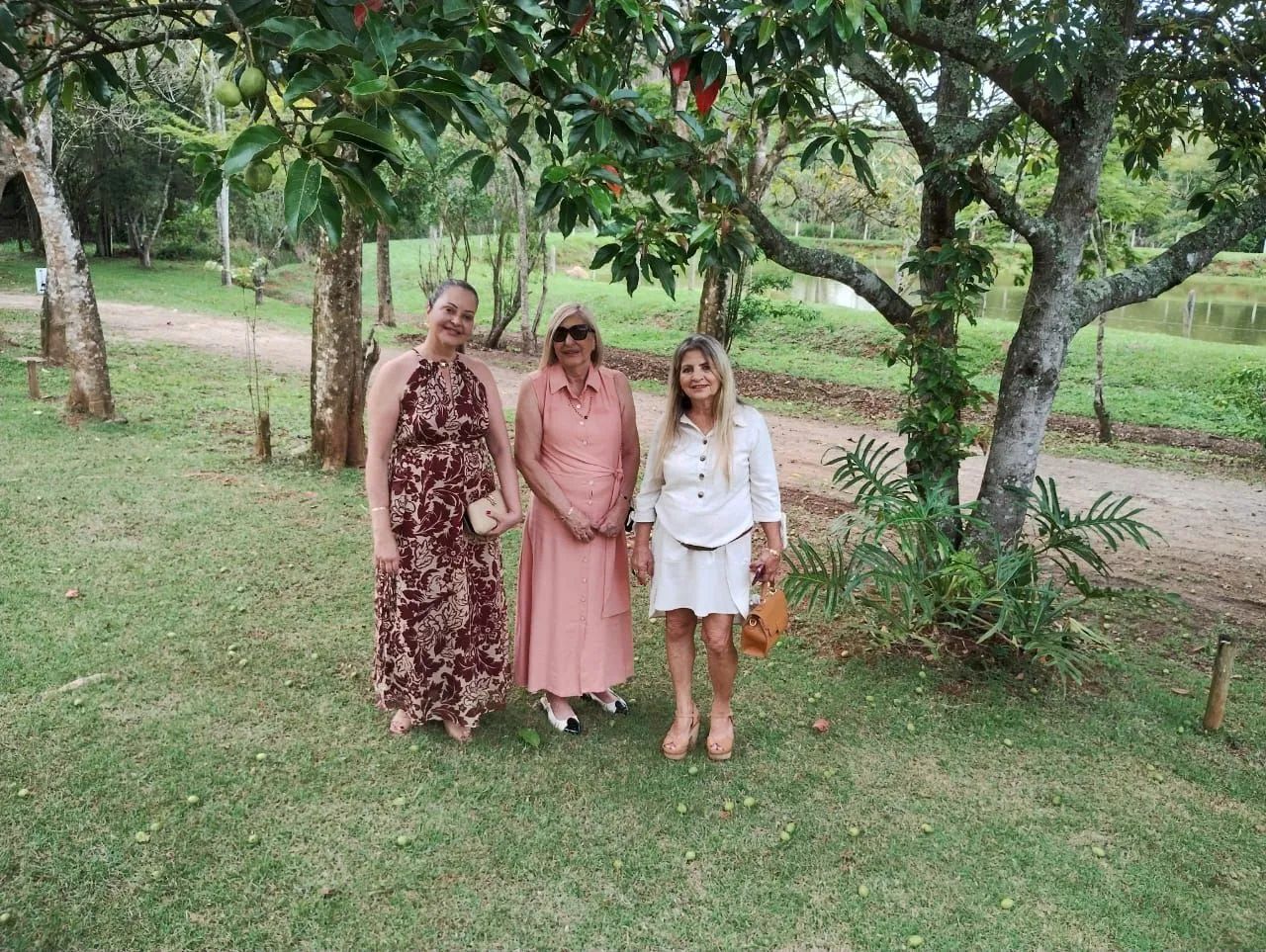 Vestido Morena Rosa  - Foto 2