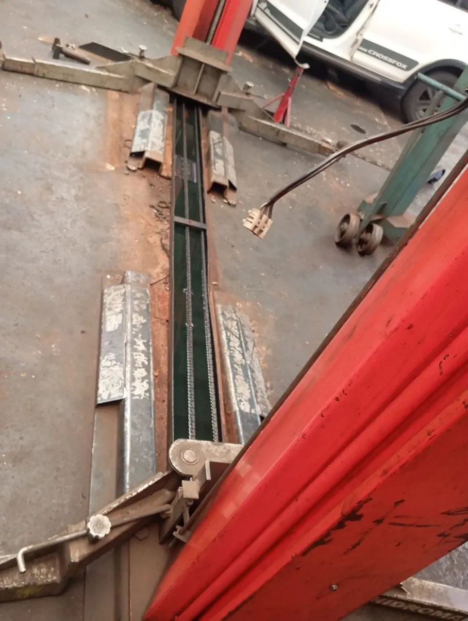 Conserto e manunteção de elevadores automotivo  - Foto 3