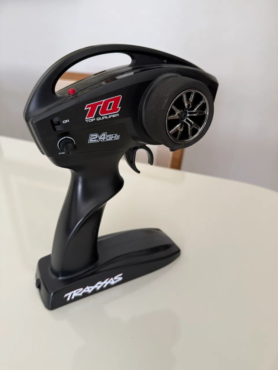 Traxxas E-Revo 1/16 - Foto 3