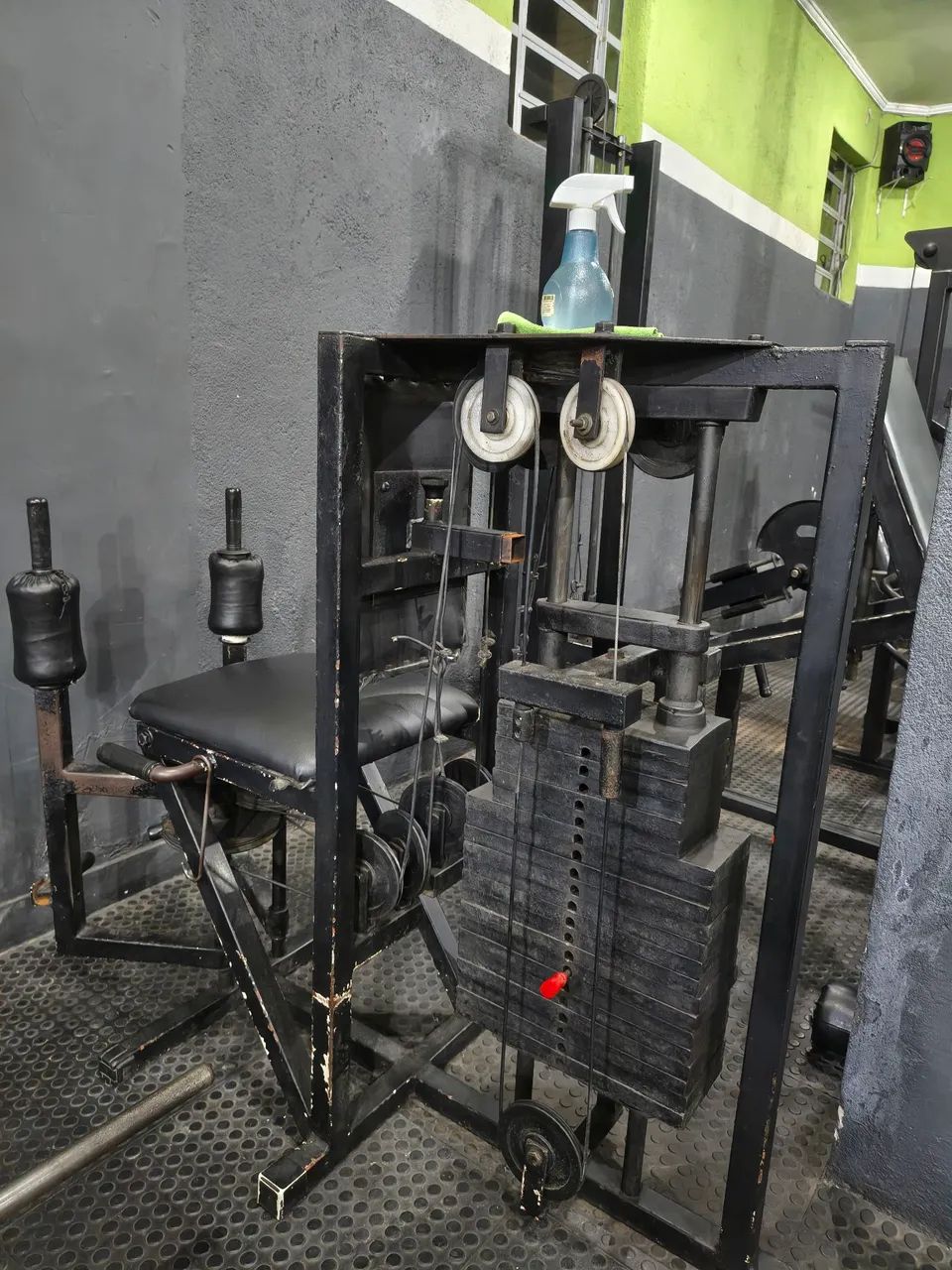 Adutora e abdutora  / Leg Press e gaiola - Foto 2
