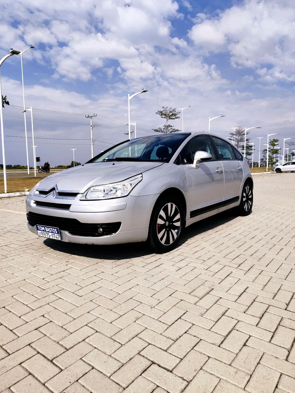 Citroën C4 GLX 1.6 FLEX 16V 5P MEC. 2010