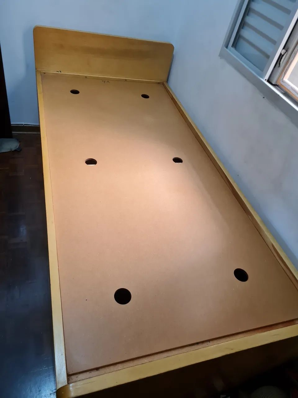 Cama solteiro madeira com gavetas - Foto 4