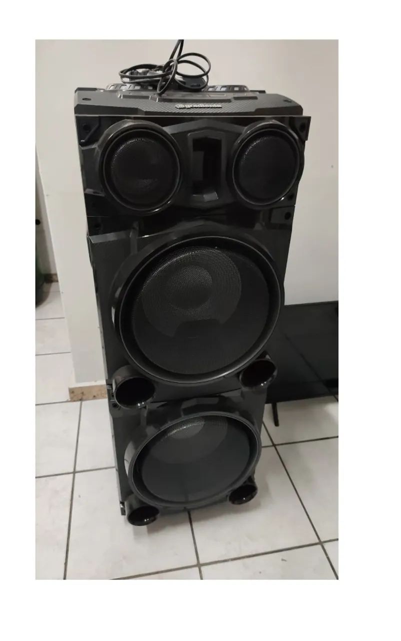 Caixa Torre De Som Black Bass Bluetooth 2xWoofers 12" Gradiente GDB12M 1800W  Seminova. - Foto 5