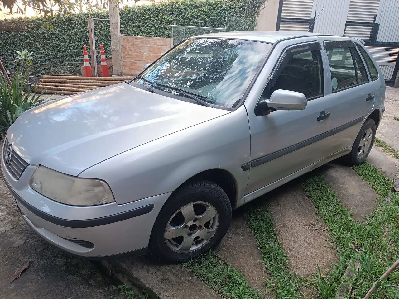 Volkswagen Gol 1.0 Plus 16V 4P 2001