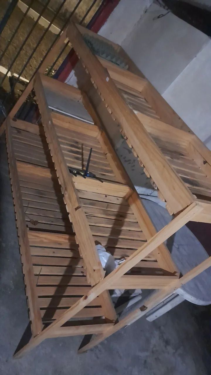 Vendo no precinho uma bancada de fruta 