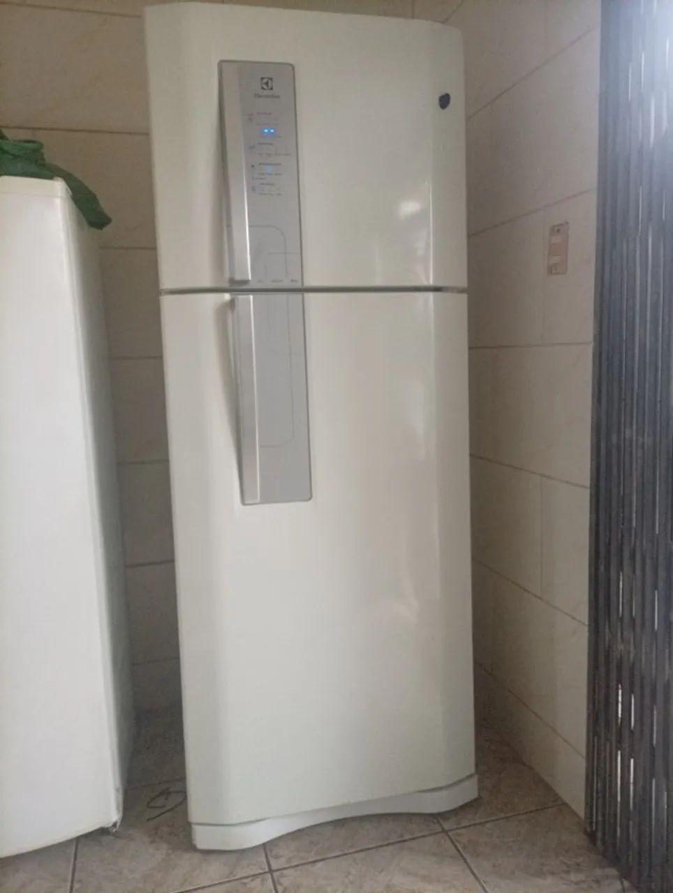 Geladeira Eletrolux  - Foto 2