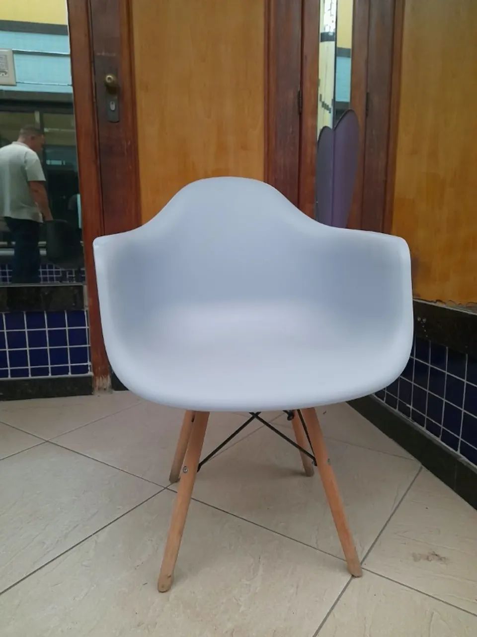 Cadeira Charles Eames Cinza - Foto 2
