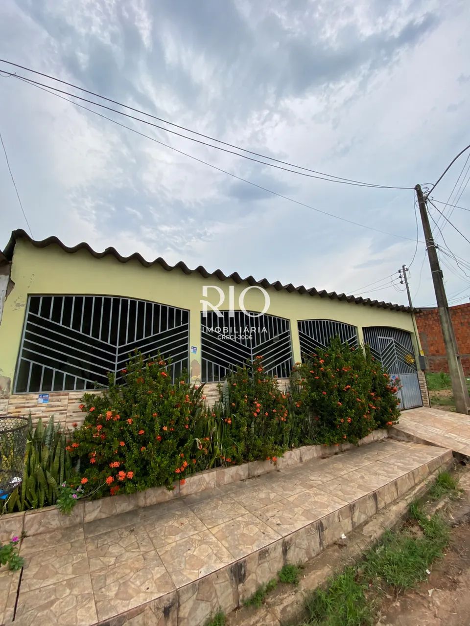 Casa com 3 quartos e energia solar!