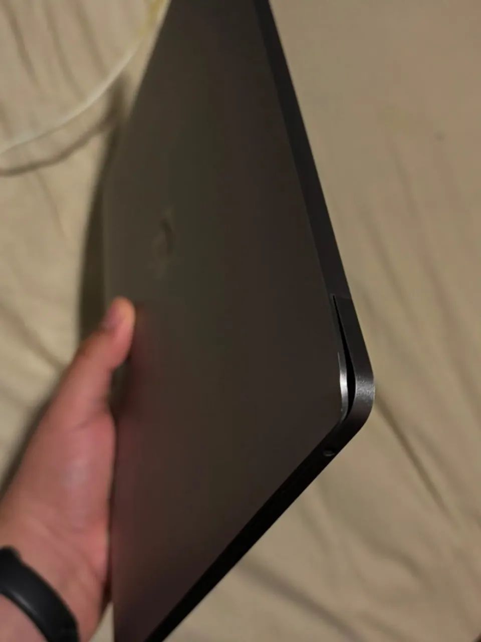 MacBook Pro 13" 2017 | Intel i5 | 8GB RAM | SSD | Prata - Foto 3