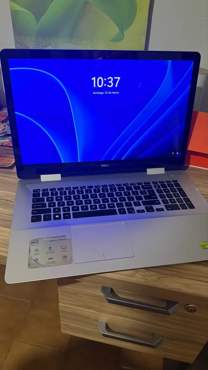 Vendo Notebook Dell Inspiron 17 2 in 1 - Foto 4