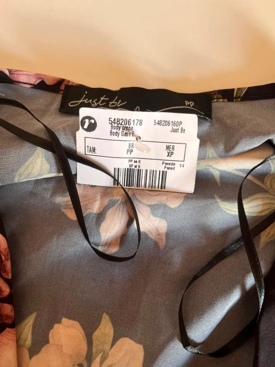 body preto floral novo com tag - Foto 3