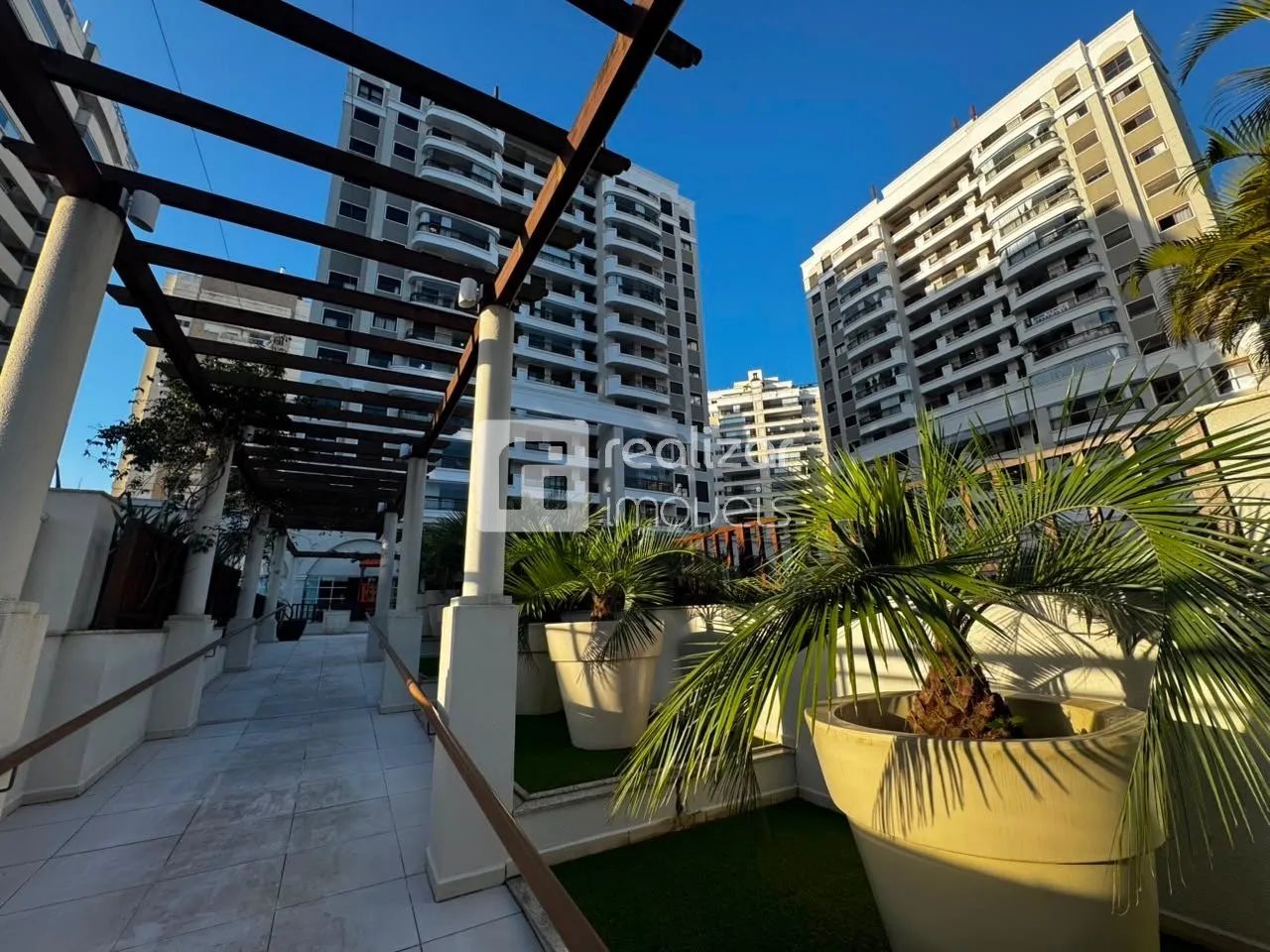 Apartamento de 3 dormitórios sendo 1 suíte no itacorubi - Foto 2