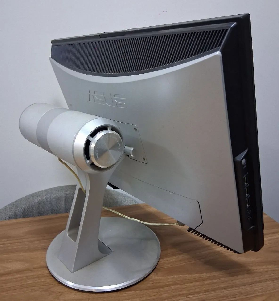 Monitor Gamer Asus PG221 22" - Foto 4