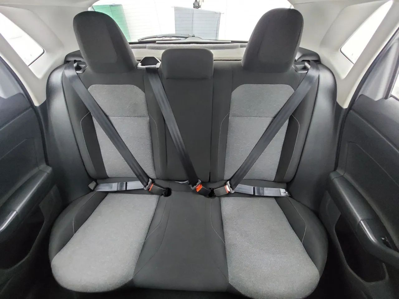 Volkswagen Polo 1.0 MPI Flex 12V 5p, foto 18 de 18
